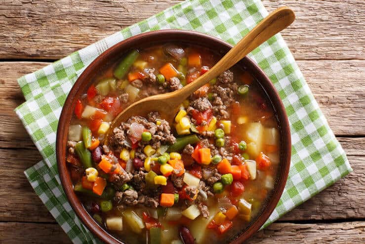 hamburger soup green check napkin wood
