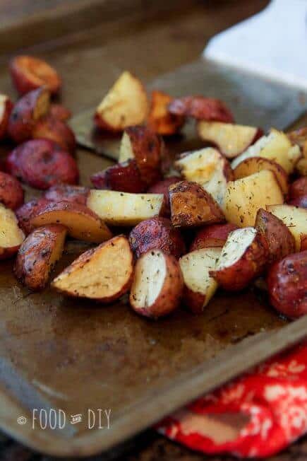 Garlic and Dill Roasted Red Potatoes