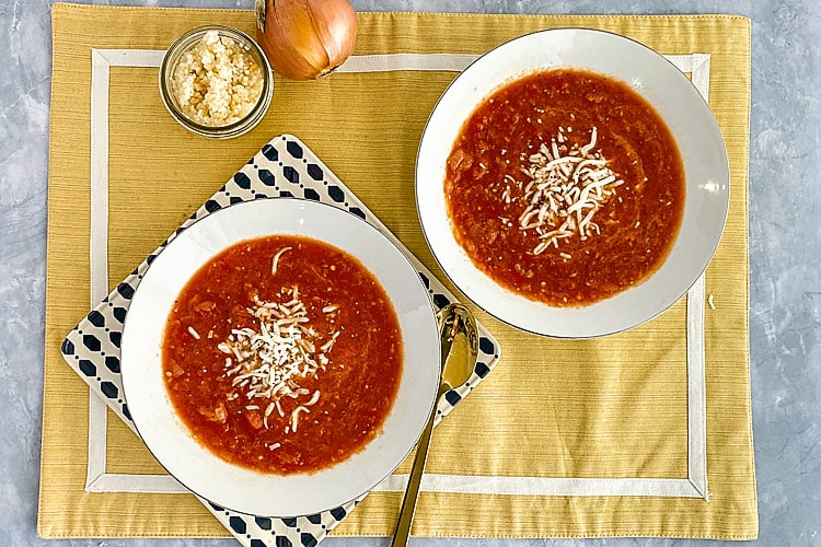 Keto friendly garlic tomato soup